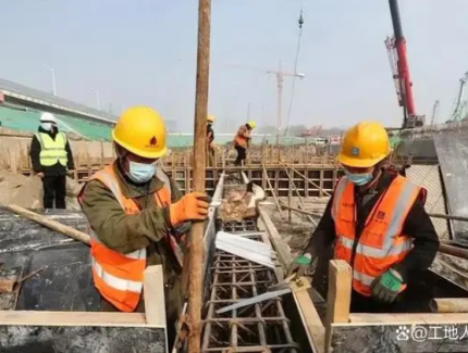 2024年建筑行业劳务分项单价解析：市场动态与行业展望